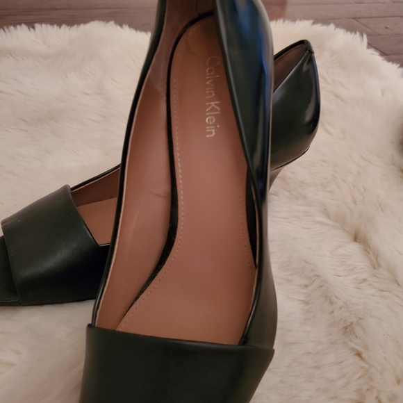 Calvin Klein Heels - Picture 3 of 7